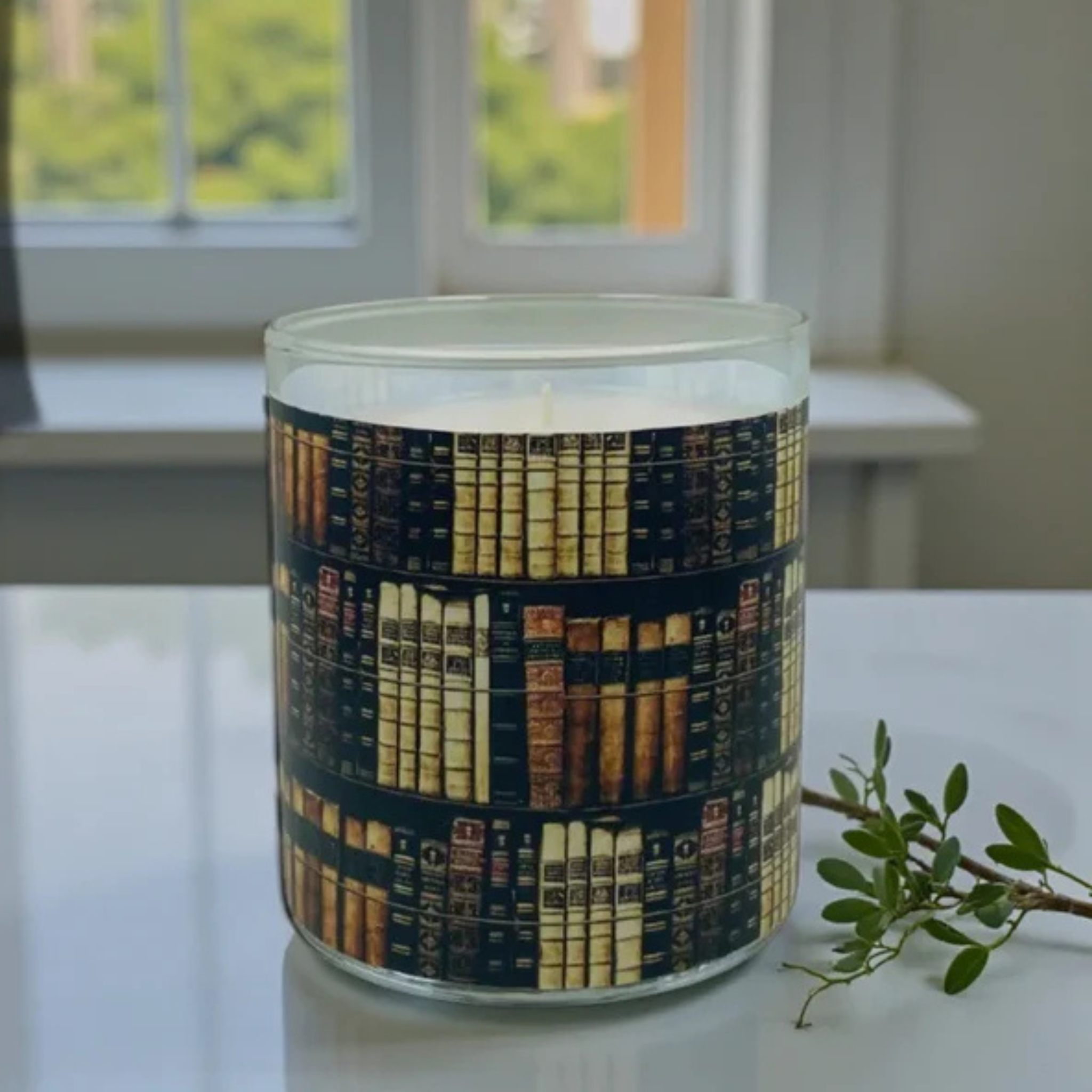 Bookworm | Art-Inspired Vintage Luxury Candle