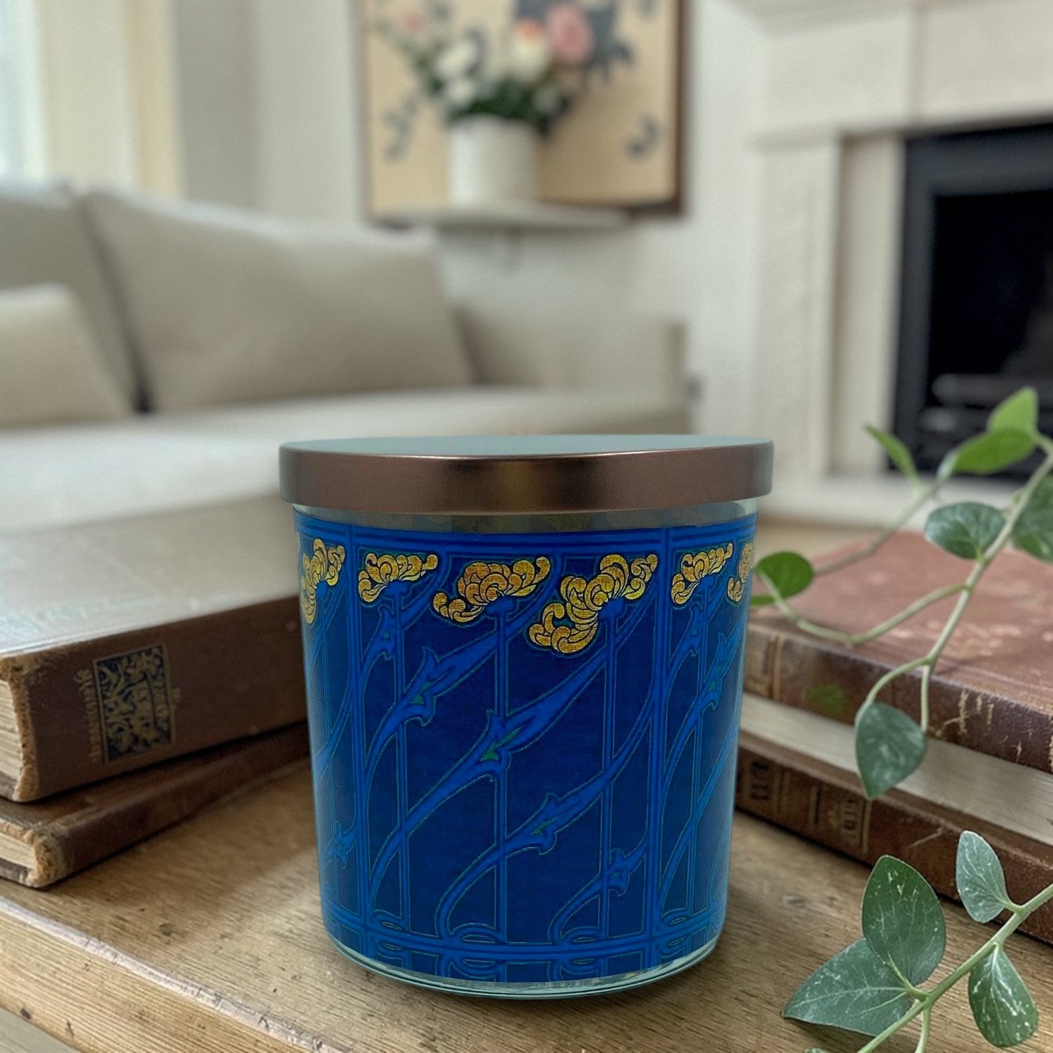 Isabel | Art-Inspired Vintage Luxury Candle